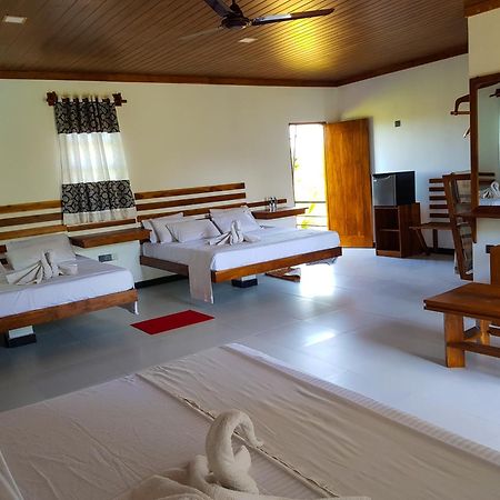 Eco Hotel Black & White - Anuradhapura Михинтале Экстерьер фото